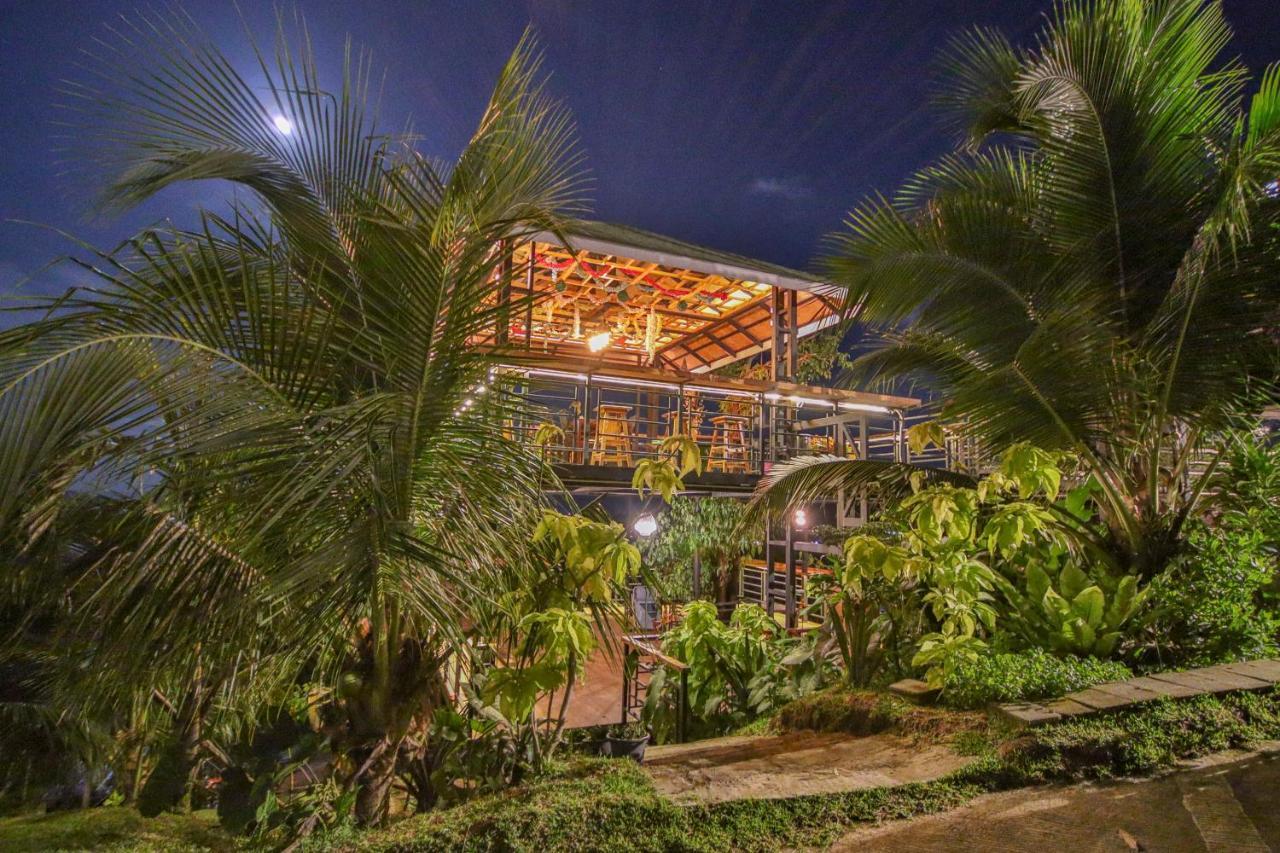 Happy Mountain Airport Resort Nai Yang Beach Exteriér fotografie