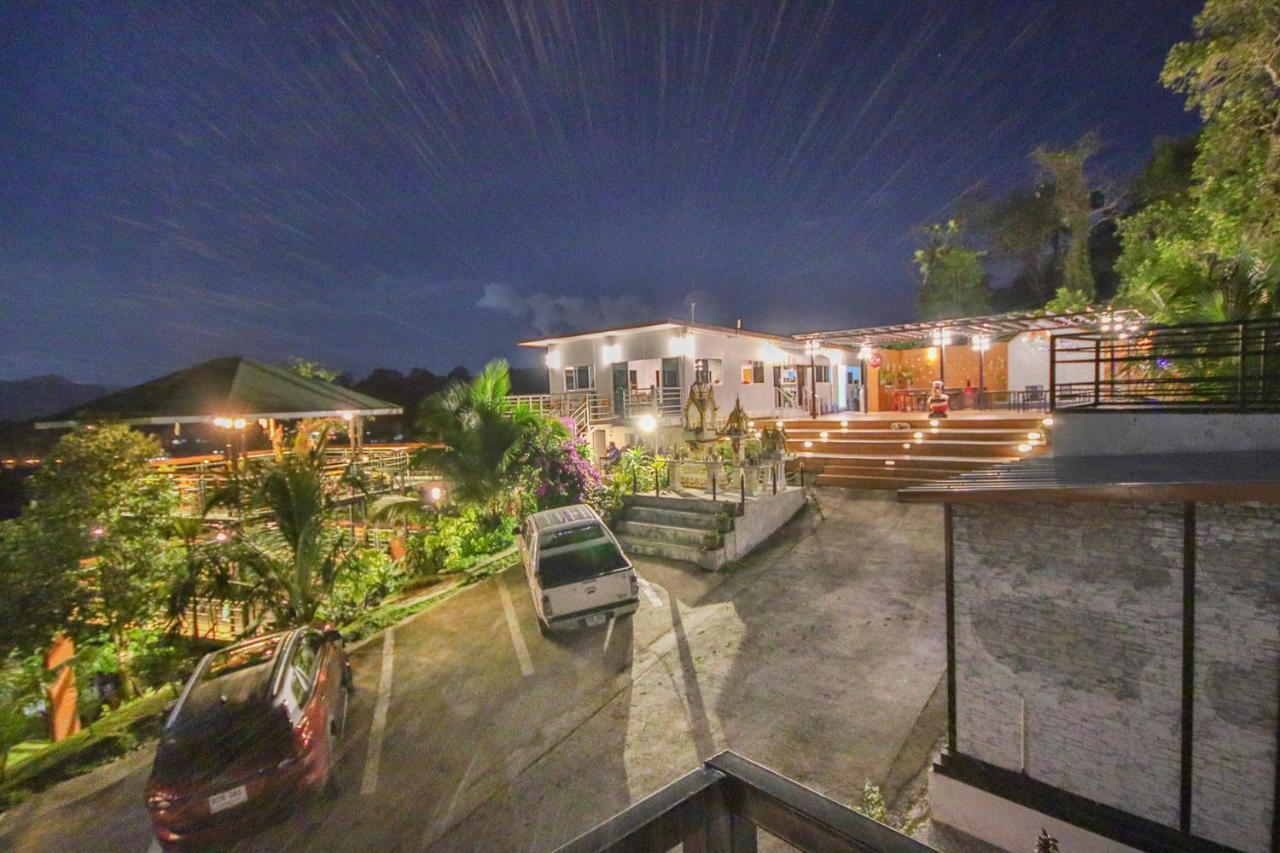 Happy Mountain Airport Resort Nai Yang Beach Exteriér fotografie